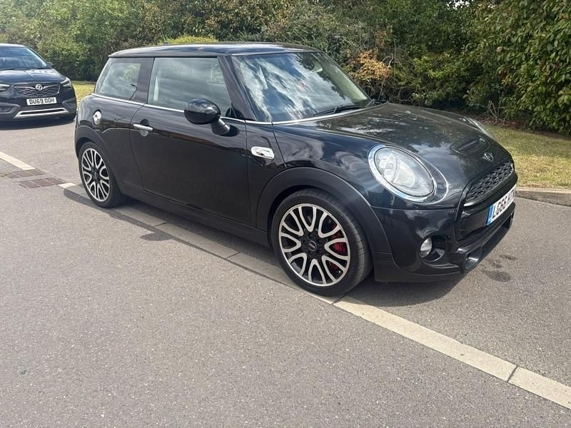 Black Used 2016 Mini Cooper S Hatch Hatchback | £4,995 (Fair price) - Image 1/4