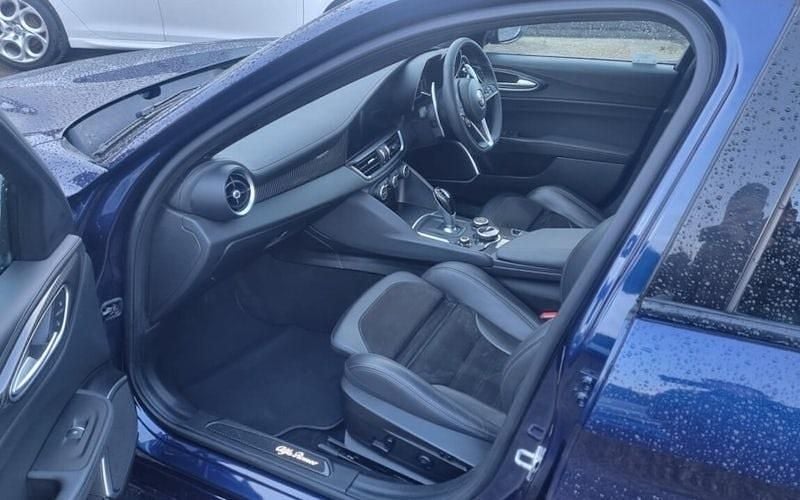 Used Alfa Romeo Giulia Ti 280 HP (205 kW) 2019 Sedan