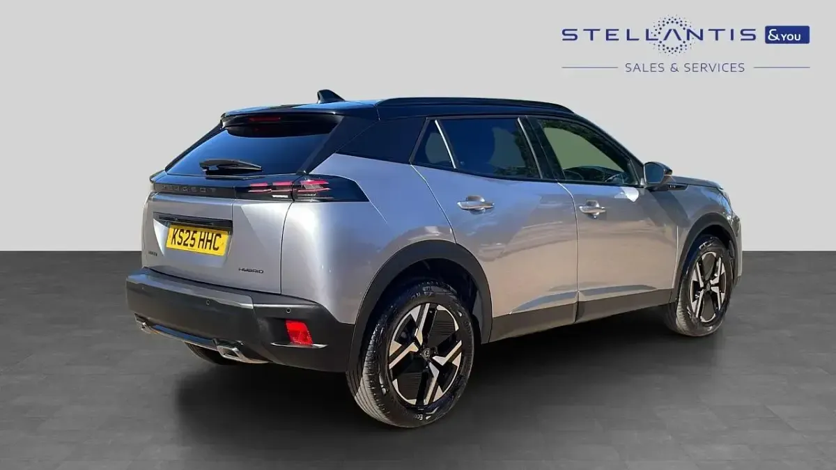 Used Peugeot 2008 GT 134 HP (98 kW) 2025 Grey SUV