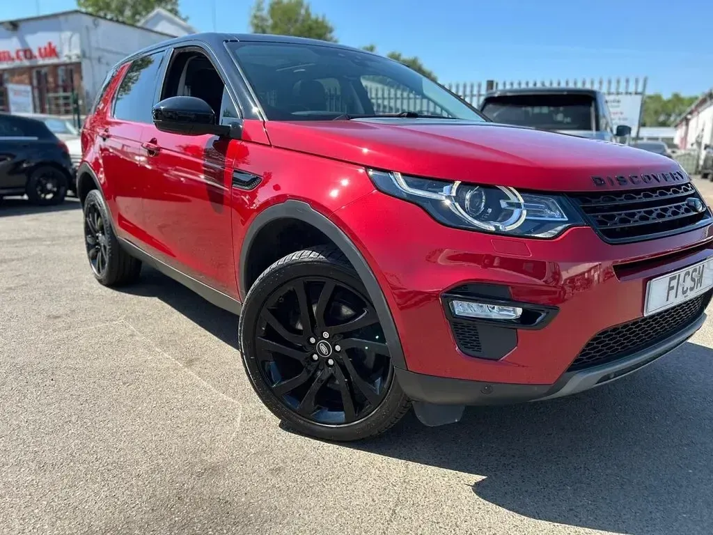 Used Land Rover Discovery 5 HSE 180 HP (132 kW) 2017 Red SUV