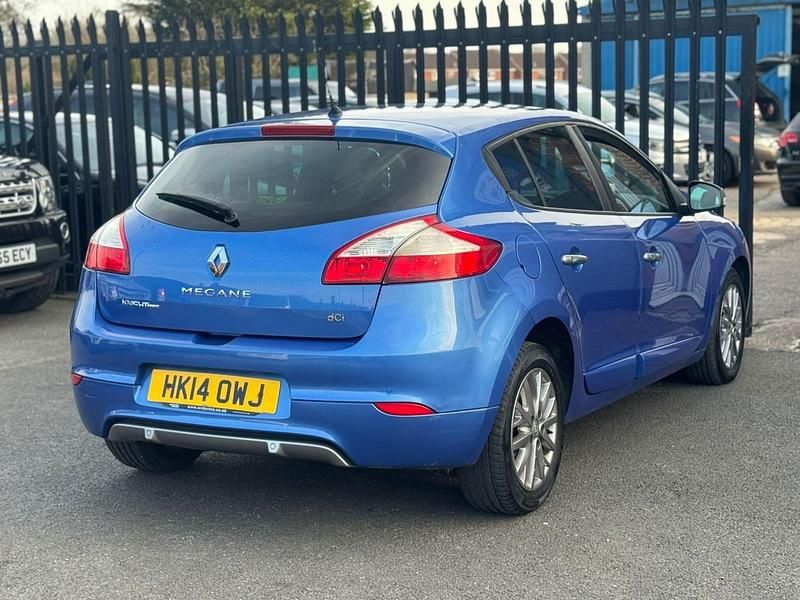Used Renault Mégane III 110 HP (80 kW) 2014 Blue Hatchback