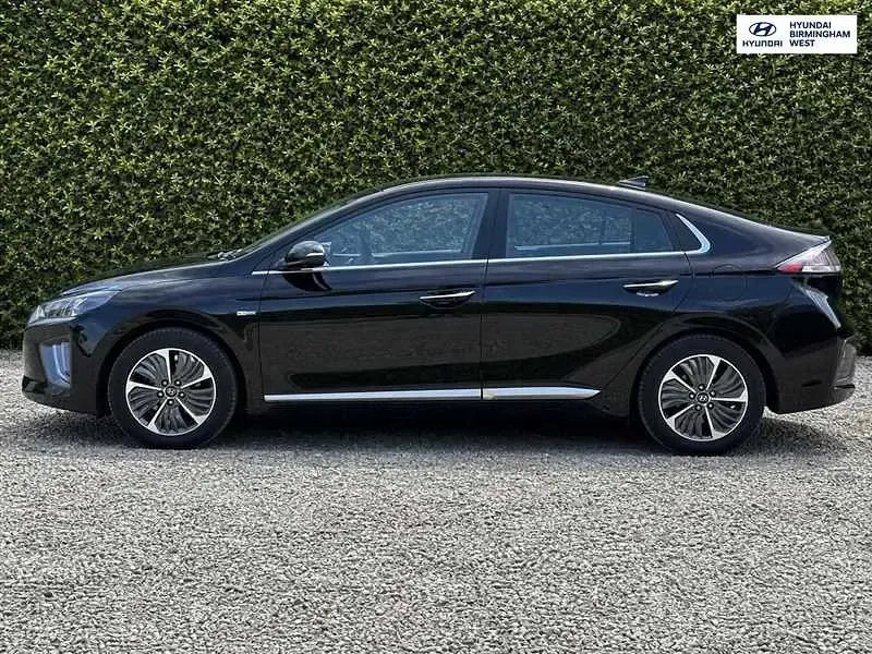 Used Hyundai Ioniq Premium SE 141 HP (103 kW) 2020 Black Hatchback