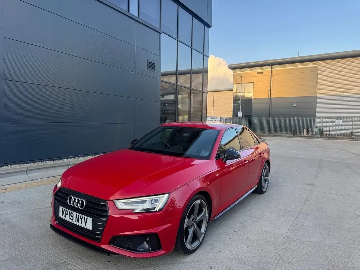 Used Audi A4 Black Edition 150 HP (110 kW) 2019 Red Sedan
