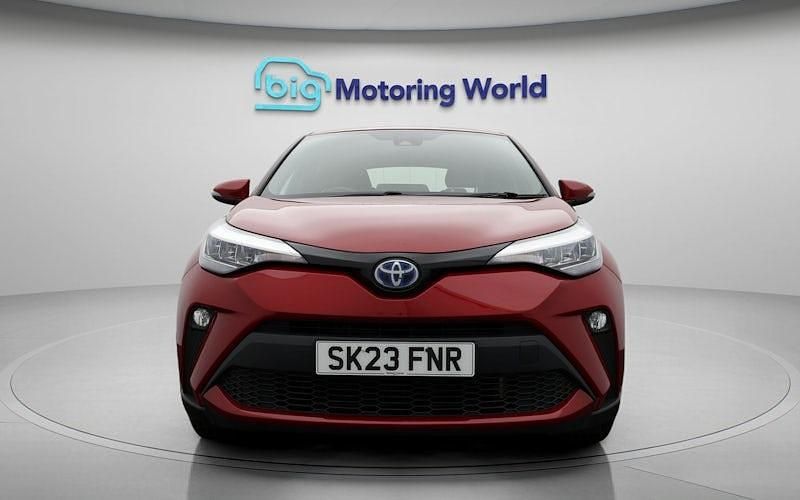 Used Toyota C-HR 122 HP (89 kW) 2023 SUV