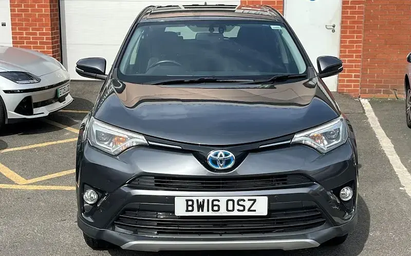 Used Toyota RAV4 Hybrid 197 HP (144 kW) 2016 Grey SUV