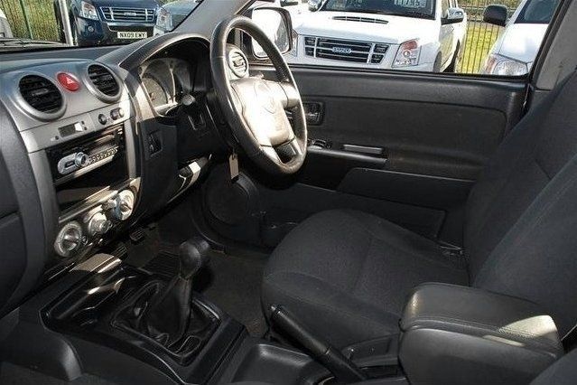 Used Isuzu Pick up 134 HP (98 kW) 2010 Pickup