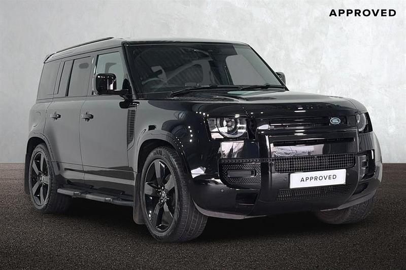 Used Land Rover Defender SE Dynamic 249 HP (183 kW) 2025 Santorini black SUV