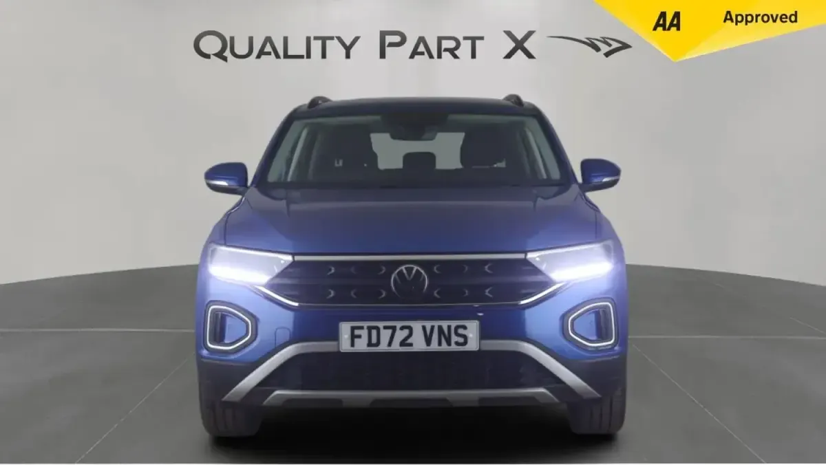Usado VW T-Roc Life 2023 Azul SUV