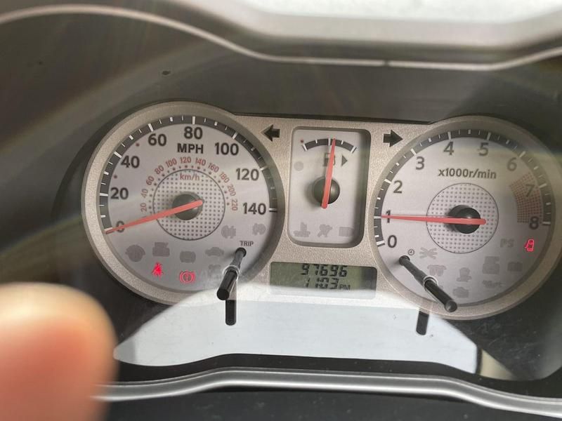 Używany Nissan Note 110 KM (80 kW) 2006 Niebieski Hatchback