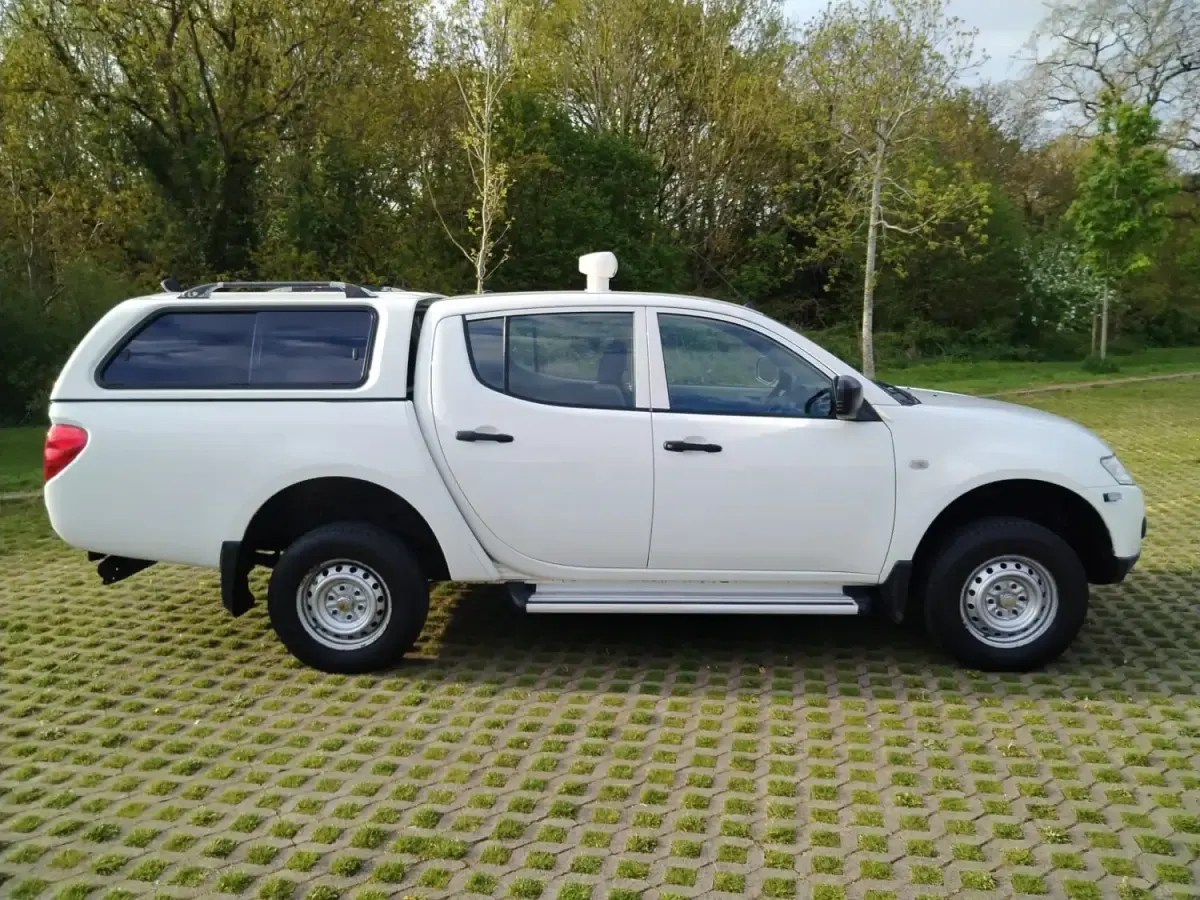 Usado Mitsubishi L200 134 HP (98 kW) 2014 Branco Pickup