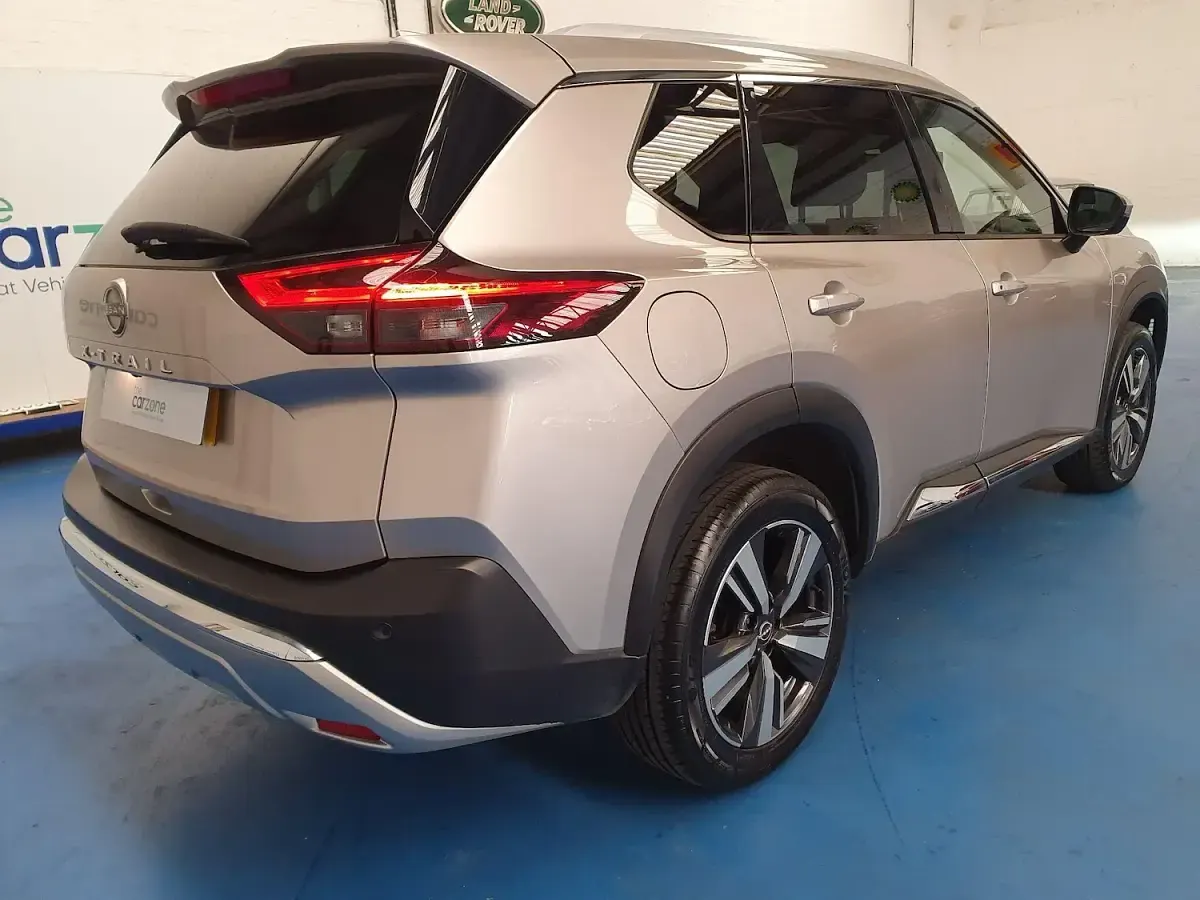 Used Nissan X-Trail Tekna 163 HP (119 kW) 2023 Silver SUV