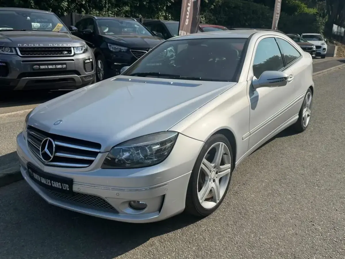 Used Mercedes CLC180 143 HP (105 kW) 2010 Silver Coupe