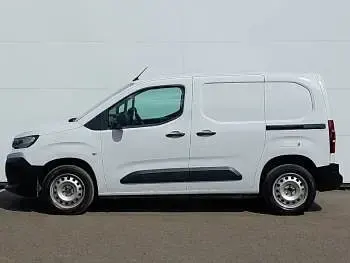 Gebraucht Citroën Berlingo 100 PS (73 kW) 2024 Weiß Van / Kleinbus