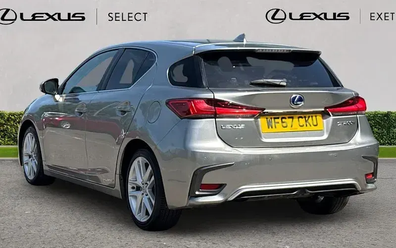 Used Lexus CT200h 136 HP (100 kW) 2018 Hatchback