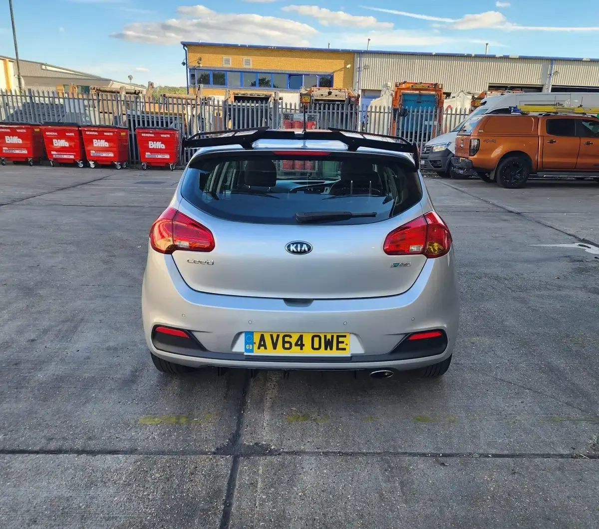 Used Kia Ceed 2014 Silver Hatchback