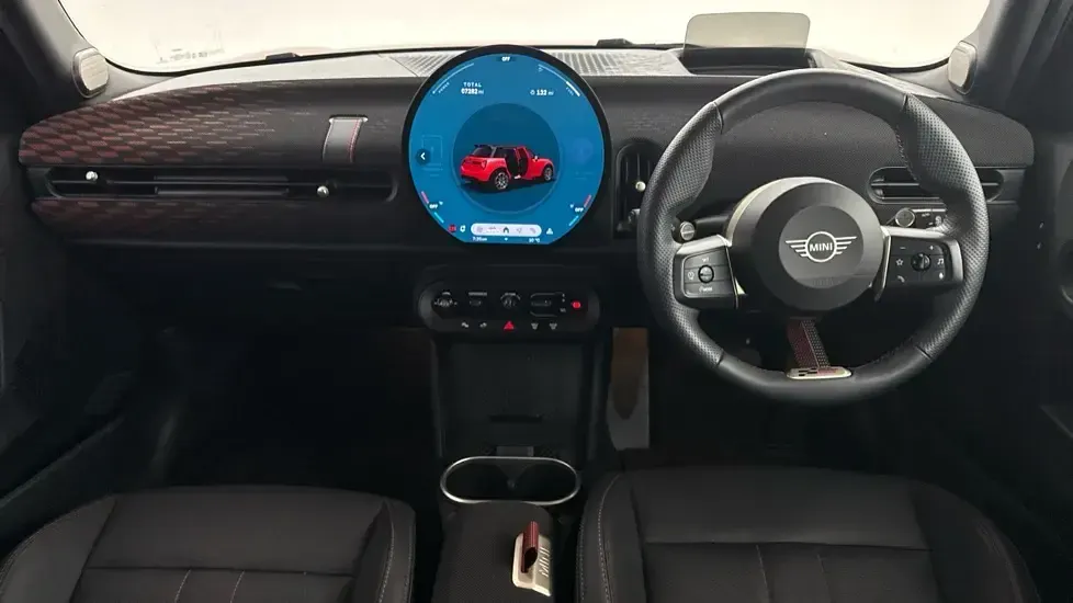 Used Mini Cooper Hatch 154 HP (113 kW) 2024 Red Hatchback