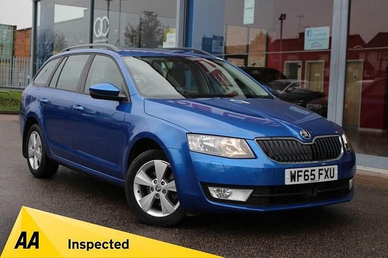 Used Skoda Octavia SE L 150 HP (110 kW) 2015 Blue Estate