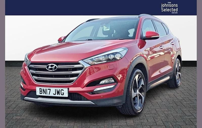 Used Hyundai Tucson Premium SE 134 HP (98 kW) 2017 Red SUV