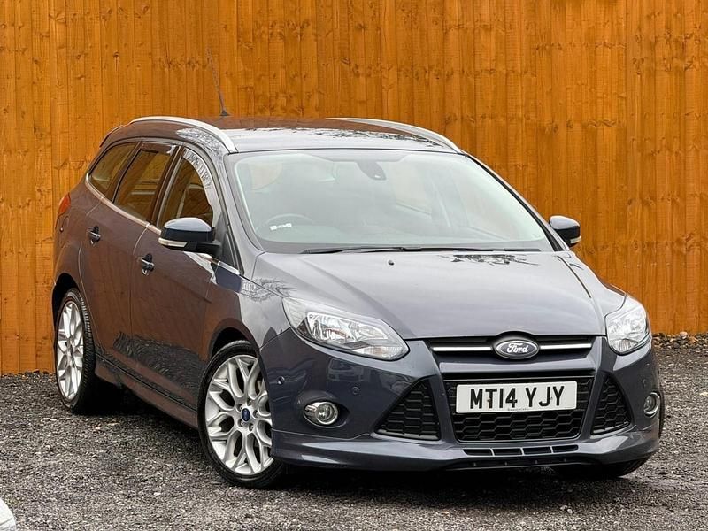 Used Ford Focus Zetec 2014 Grey Estate