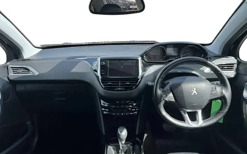 Used Peugeot 2008 Allure 110 HP (80 kW) 2019 SUV