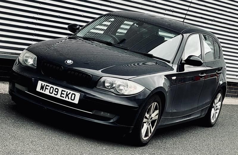 Used BMW 118 143 HP (105 kW) 2009 Black Hatchback