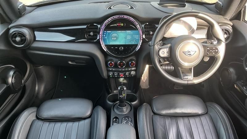 Used Mini John Cooper Works Hatch 228 HP (167 kW) 2022 Green Hatchback