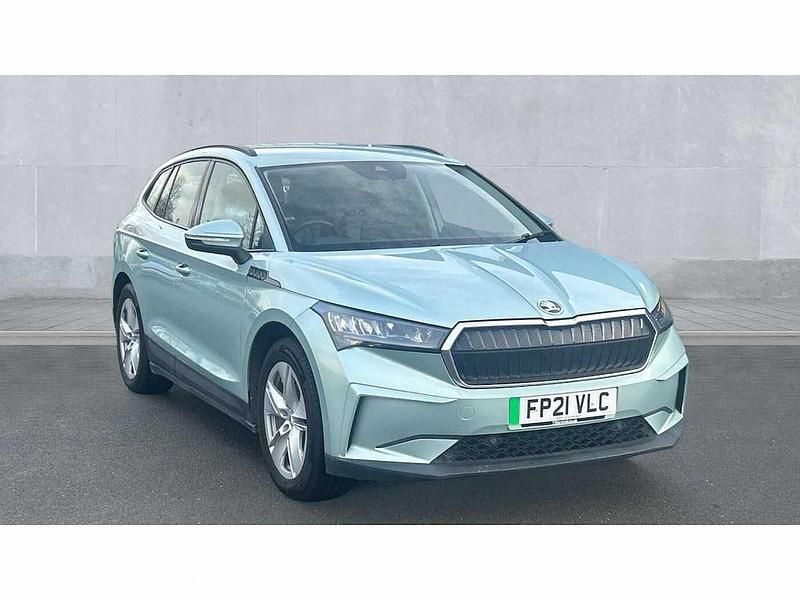 Used Skoda Enyaq iV Loft 97 kW (132 HP) 2021 Arctic silver metallic SUV
