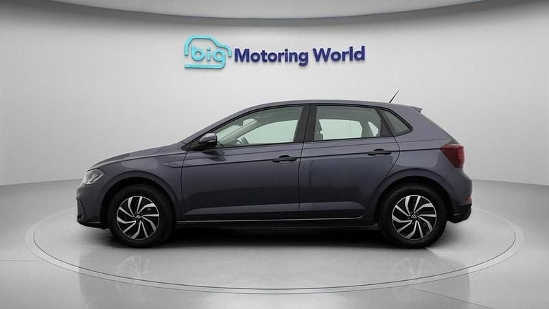 Begagnad VW Polo S 80 HK (58 kW) 2022 Grå Halvkombi