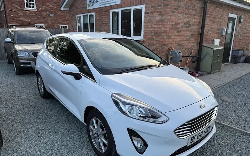 Used Ford Fiesta Zetec 86 HP (63 kW) 2019 Hatchback