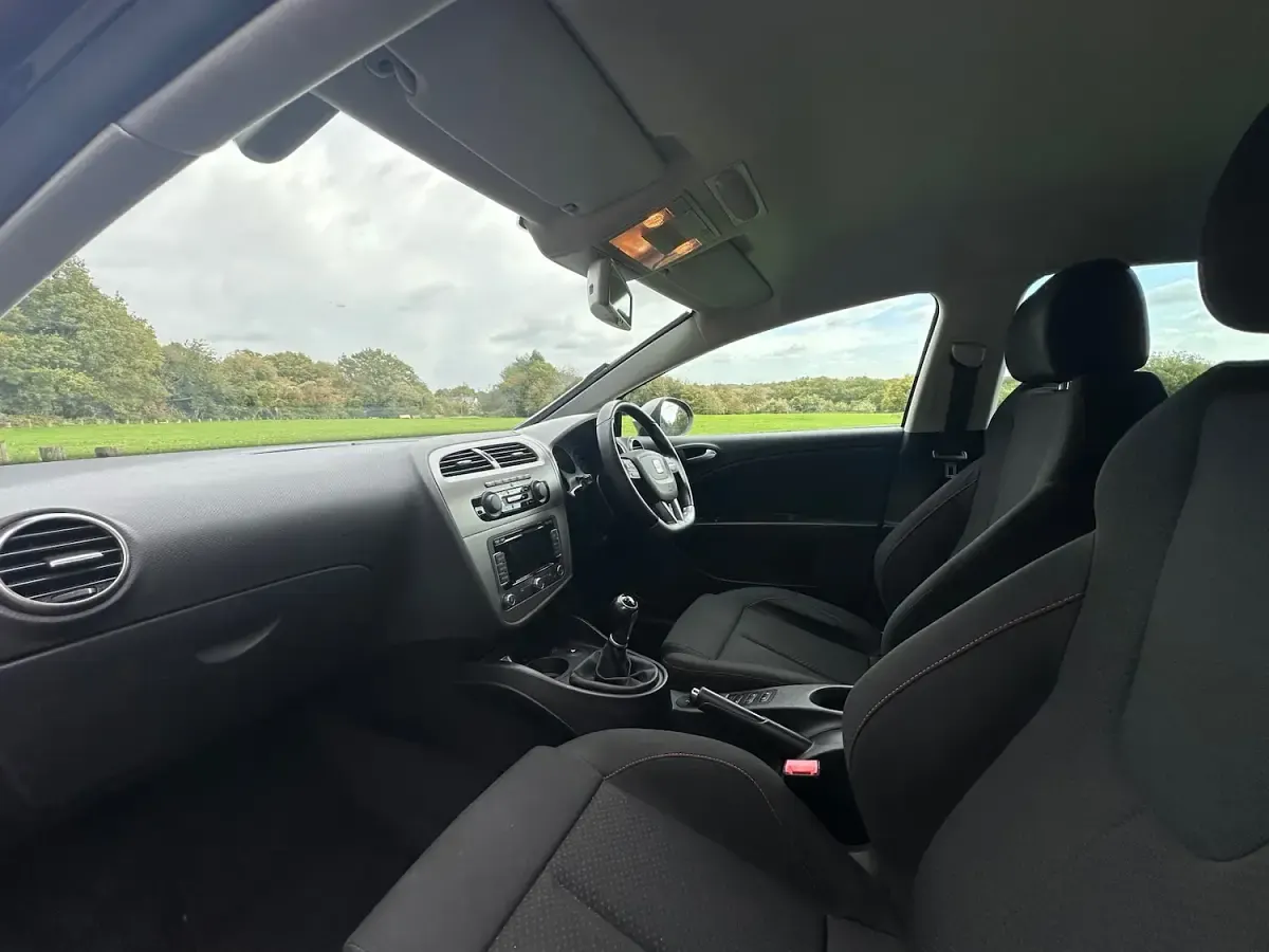Used Seat Leon FR 170 HP (125 kW) 2012 Black Hatchback