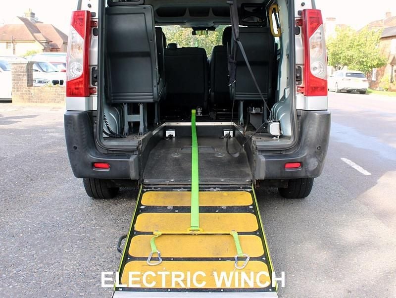 Second-hand Peugeot Expert Comfort 98 CP (72 kW) 2016 Argintiu Van