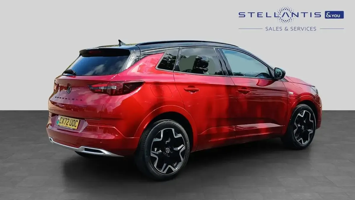 Used Vauxhall Grandland X Ultimate 128 HP (94 kW) 2022 Red SUV