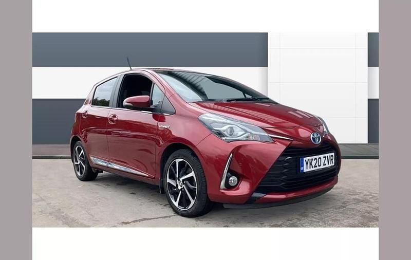Red Used 2020 Toyota Yaris Hybrid Hatchback | £14,211 (Fair price) - Image 1/4