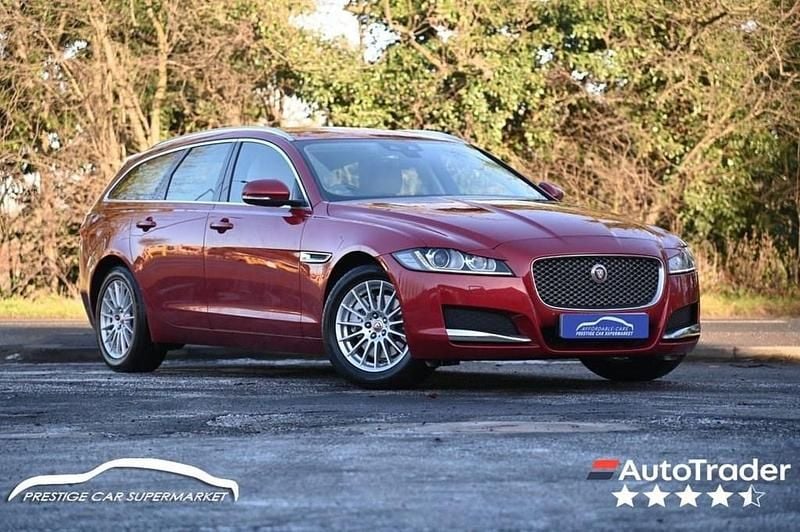 Used Jaguar XF Sportbrake Portfolio 163 HP (119 kW) 2018 Red Estate