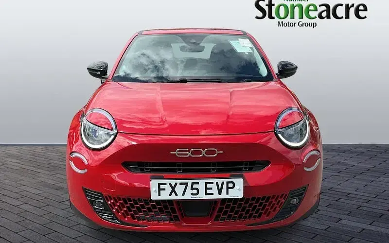New Fiat 600 136 HP (100 kW) 2025 SUV