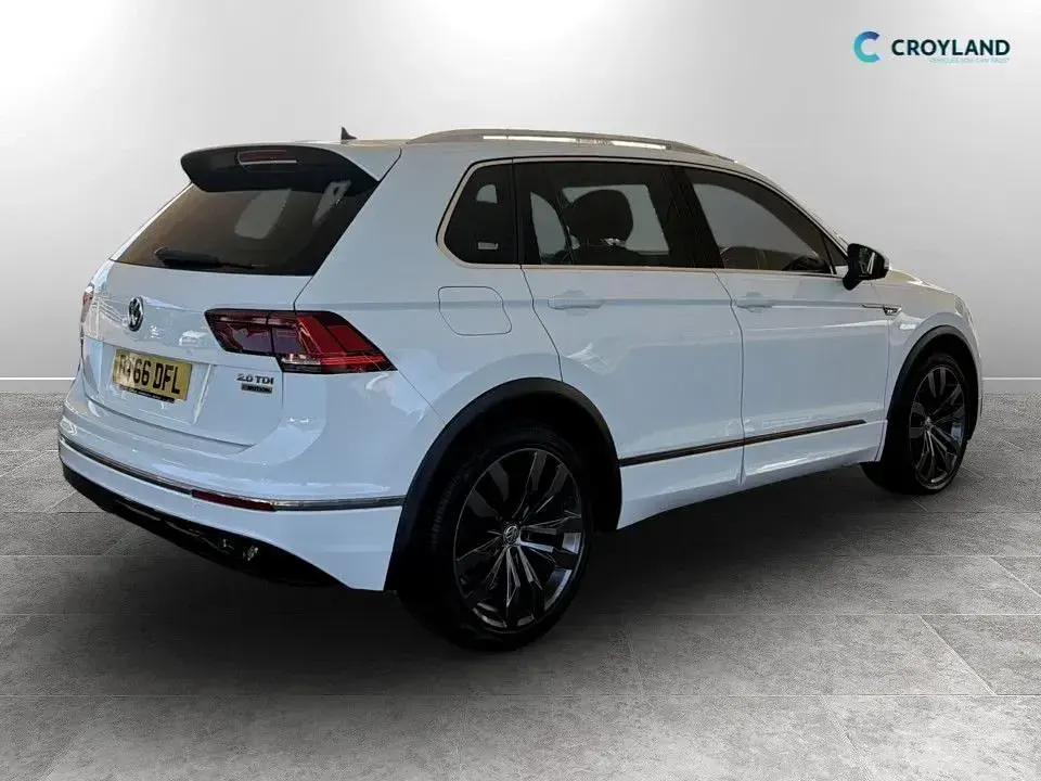 Used VW Tiguan R-line 190 HP (139 kW) 2016 White SUV