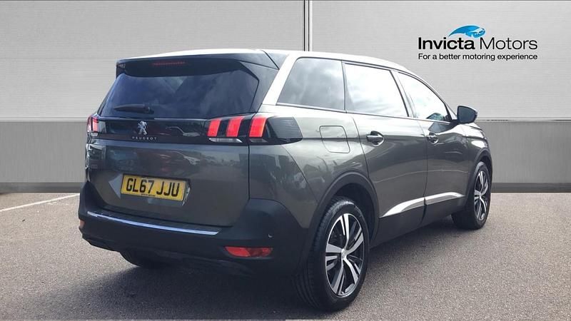 Used Peugeot 5008 Allure 131 HP (96 kW) 2018 Grey SUV