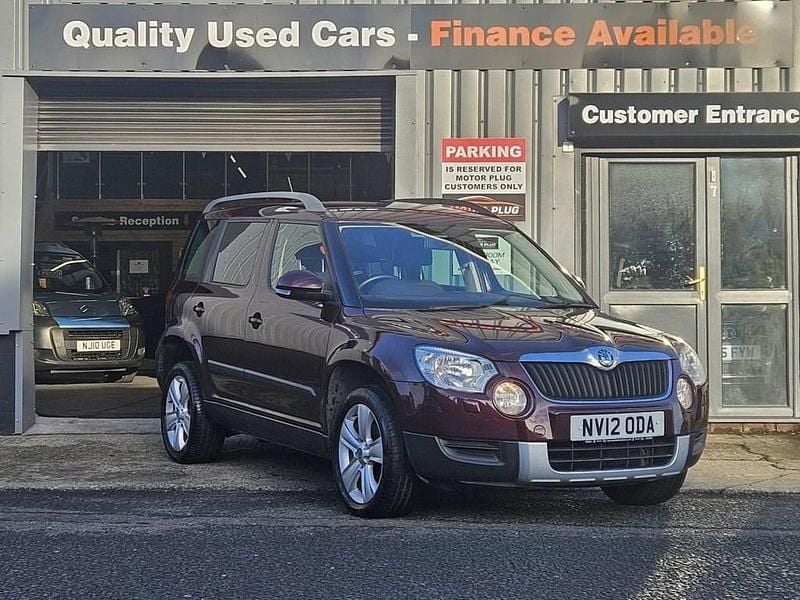 Maroon Used 2012 Skoda Yeti SE SUV | £3,690 (Good price) - Image 1/4