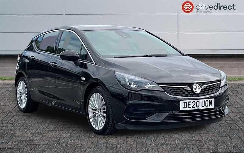 Two coat metallic mineral black Used 2020 Vauxhall Astra Elite Hatchback | £10,750 (Fair price) - Image 1/4