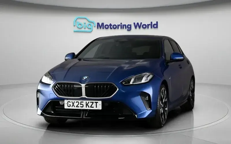 Used BMW 120 M Sport 170 HP (125 kW) 2025 Blue Hatchback