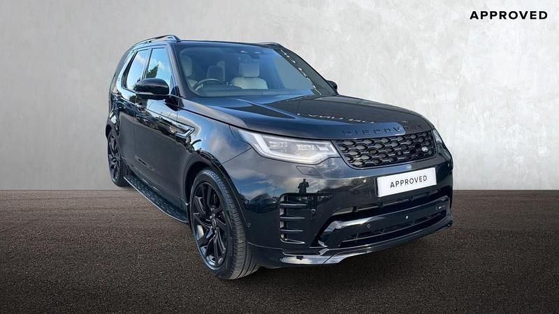 Used Land Rover Discovery 5 SE Dynamic 2023 Santorini black SUV