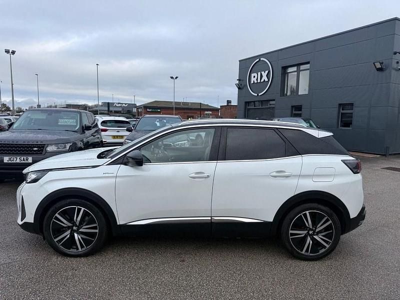 Used Peugeot 3008 Premium 2021 White Hatchback