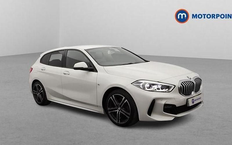 Used BMW 118 M Sport 136 HP (100 kW) 2021 White Hatchback