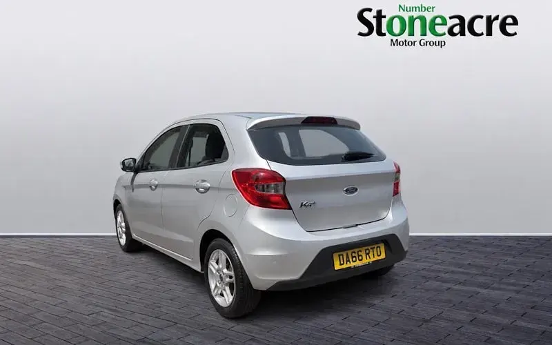 Used Ford Ka Plus Zetec 86 HP (63 kW) 2016 Silver Hatchback
