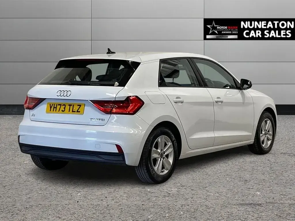 Used Audi A1 Sportback Design 95 HP (69 kW) 2023 White Hatchback