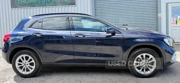 Used Mercedes GLA200 SE 136 HP (100 kW) 2017 Blue SUV