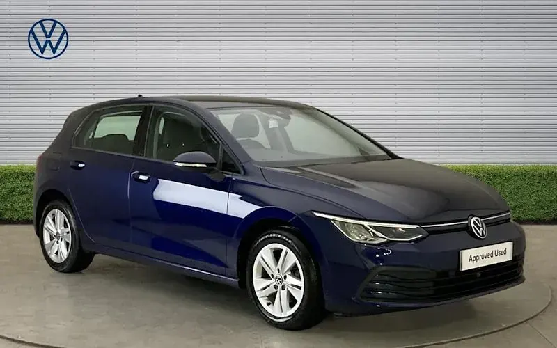 Używany VW Golf VIII Life 131 KM (96 kW) 2024 Hatchback