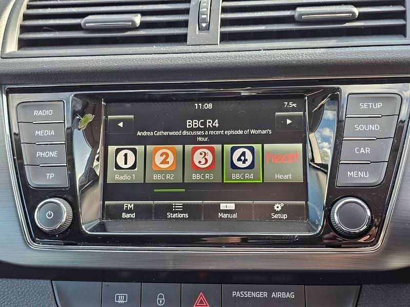 Used Skoda Fabia SE L 90 HP (66 kW) 2015 Silver Hatchback