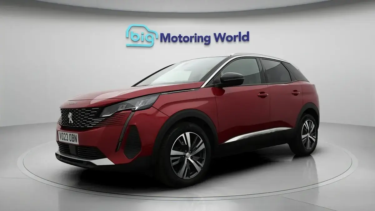 Used Peugeot 3008 Allure+ 131 HP (96 kW) 2023 Red SUV