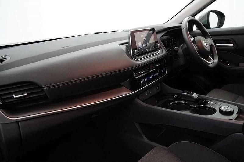 Used Nissan X-Trail Acenta 213 HP (156 kW) 2024 Grey SUV